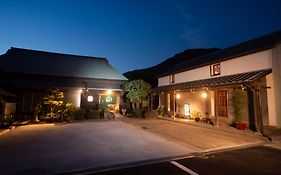 がもう家 明治時代の蔵に泊まれる一棟貸し宿 Ancient Renovated House In The Japanese Countryside With A Kindly Hospitality
